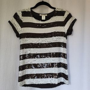 Alice & Olivia black & white sequined crew neck tshirt size small